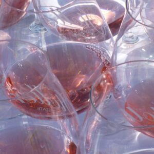 Weinprobe im Lichtraum mit Weinerlebnisführer/in